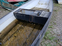 (locatie heeg) metalen vlet, ome dolf, buitenboordmotor mercure fourstroke 4.0 pk - afbeelding 9 van  13