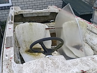 (locatie heeg) speedboot op boottrailer - afbeelding 3 van  7