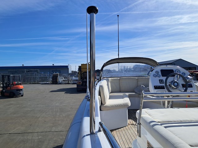 ( locatie heerenveen ) rib tender met boottrailer, vikal / vlemmix, 8.0m, 2005 - afbeelding 68 van  96