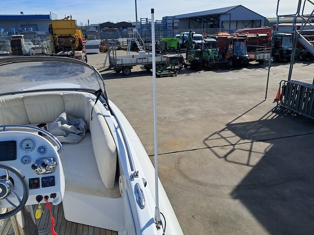 ( locatie heerenveen ) rib tender met boottrailer, vikal / vlemmix, 8.0m, 2005 - afbeelding 69 van  96