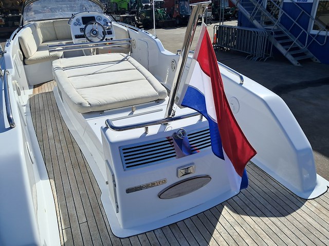 ( locatie heerenveen ) rib tender met boottrailer, vikal / vlemmix, 8.0m, 2005 - afbeelding 72 van  96