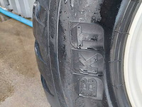 (locatie leiderdorp) set gazonbanden, bkt, tr 882 en flotation v line - afbeelding 13 van  13