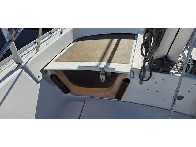 (locatie lelystad) zeilboot, yamaha, met elektrische aandrijving - afbeelding 34 van  40