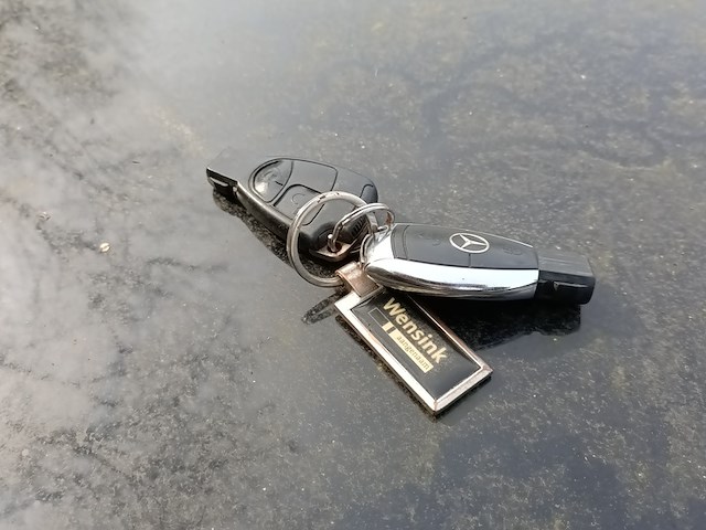 (locatie midwolde) personenauto, mercedes-benz, c-klasse combi, 200 cdi elegance, 2004 - afbeelding 8 van  23