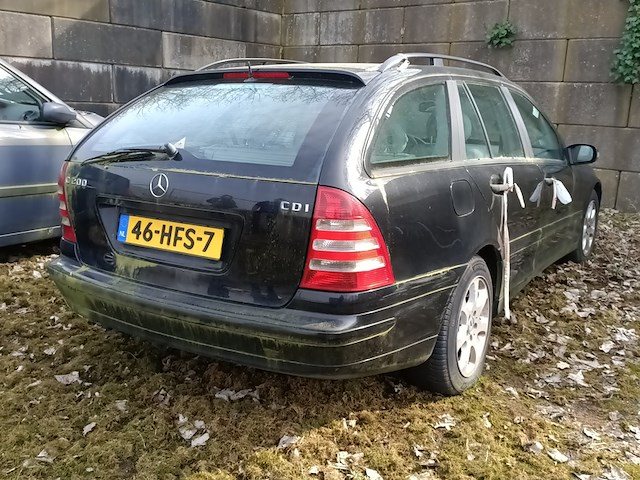 (locatie midwolde) personenauto, mercedes-benz, c-klasse combi, 200 cdi elegance, 2004 - afbeelding 14 van  23