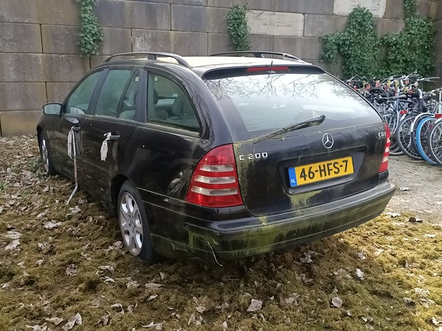 (locatie midwolde) personenauto, mercedes-benz, c-klasse combi, 200 cdi elegance, 2004 - afbeelding 12 van  23