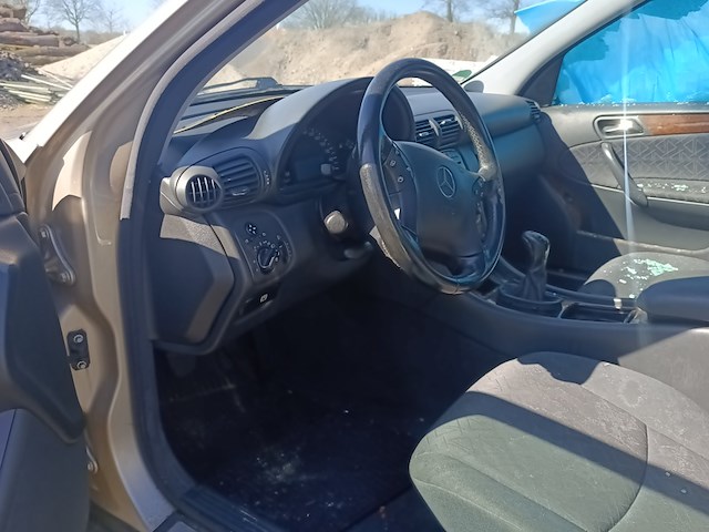 (locatie nieuwleusen) personenauto, mercedes-benz, c-klasse, 180 classic, 2002 - afbeelding 3 van  25