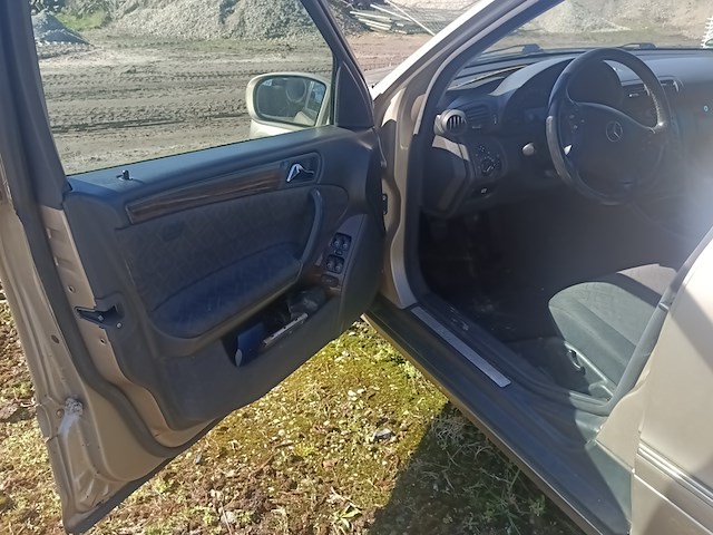 (locatie nieuwleusen) personenauto, mercedes-benz, c-klasse, 180 classic, 2002 - afbeelding 25 van  25