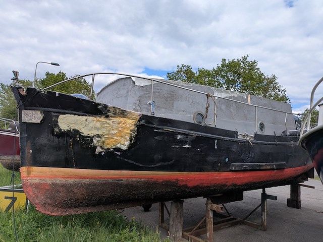(locatie omgeving meppel) polyster boot - afbeelding 1 van  11