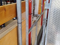 (locatie raalte) kantelbare staaldraadlift, de jong, a32l, 2009 - afbeelding 11 van  22