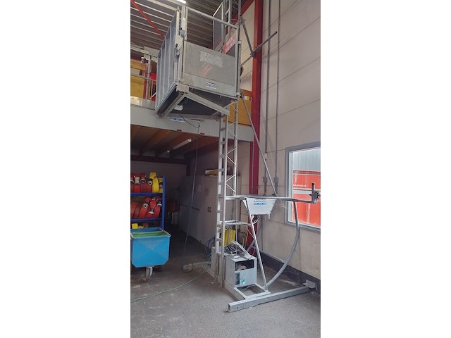 (locatie raalte) kantelbare staaldraadlift, de jong, a32l, 2009 - afbeelding 1 van  22