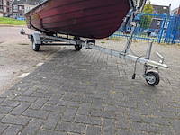 ( locatie sneek ) sloep met trailer en buitenboordmotor 6pk - afbeelding 22 van  55