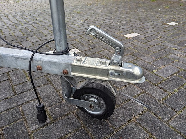 ( locatie sneek ) sloep met trailer en buitenboordmotor 6pk - afbeelding 25 van  55