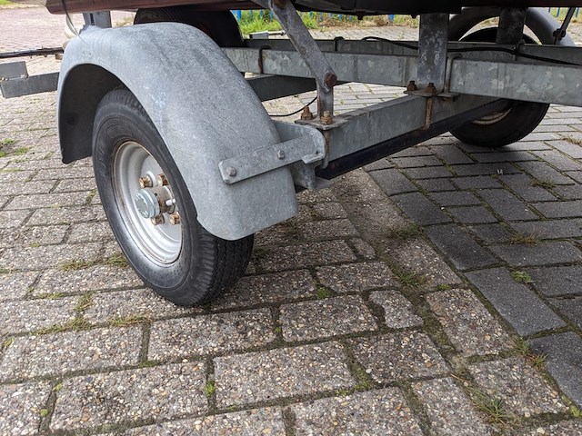 ( locatie sneek ) sloep met trailer en buitenboordmotor 6pk - afbeelding 33 van  55