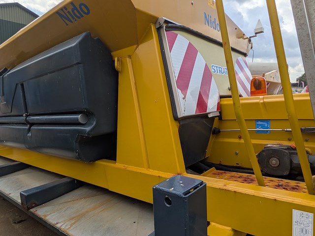 (locatie veen) haakarm opzetstrooier 4 m³ - 2200l, nido - schmidt, stratos b40-36 paln, 2004 - afbeelding 10 van  45