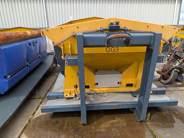 (locatie veen) haakarm opzetstrooier 4 m³ - 2200l, nido - schmidt, stratos b40-36 paln, 2004 - afbeelding 12 van  45
