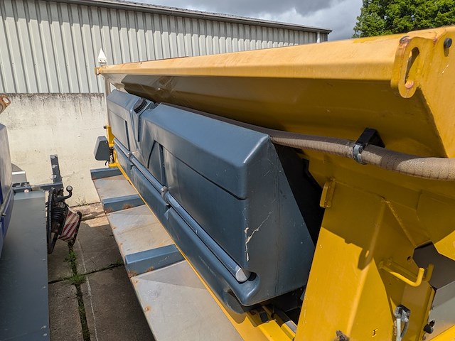 (locatie veen) haakarm opzetstrooier 4 m³ - 2200l, nido - schmidt, stratos b40-36 paln, 2004 - afbeelding 31 van  45
