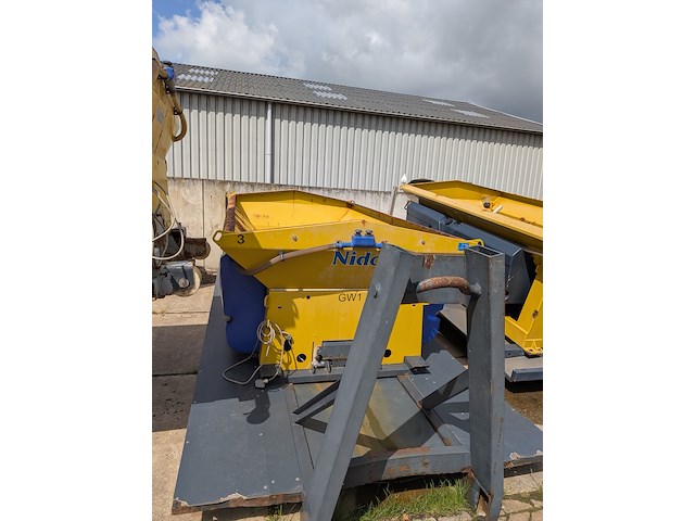 (locatie veen) haakarm opzetstrooier 4.0 m³ - 2200l, nido - schmidt, stratos b40-42 pcxn-490, 2010 - afbeelding 1 van  45