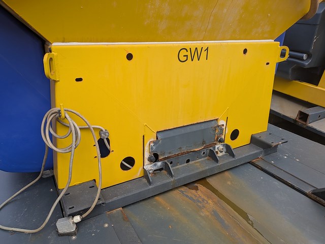 (locatie veen) haakarm opzetstrooier 4.0 m³ - 2200l, nido - schmidt, stratos b40-42 pcxn-490, 2010 - afbeelding 26 van  45