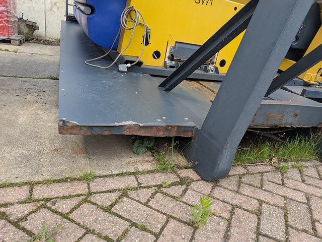 (locatie veen) haakarm opzetstrooier 4.0 m³ - 2200l, nido - schmidt, stratos b40-42 pcxn-490, 2010 - afbeelding 30 van  45