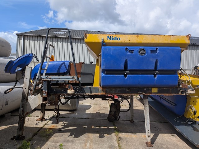 (locatie veen) opzetstrooier 2.5 m³, nido, stratos b25-27 pcxn-490, 2010 - afbeelding 12 van  45