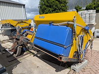 (locatie veen) opzetzoutstrooier 1.1 m³ - 500l, nido - schmidt, strato b11k-24 wcln350, 2007