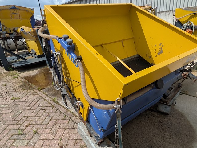 (locatie veen) opzetzoutstrooier 1.1 m³ - 500l, nido - schmidt, strato b11k-24 wcln350, 2007 - afbeelding 22 van  26