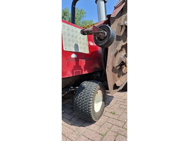 ( locatie wijk en aalburg ) 3-delige cirkelmaaier, toro, groundmaster 4000-d, 2012 - afbeelding 7 van  15