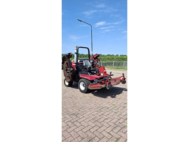 ( locatie wijk en aalburg ) 3-delige cirkelmaaier, toro, groundmaster 4000-d, 2012 - afbeelding 1 van  15