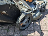 ( locatie wijk en aalburg ) accu grasmaaier, pellenc, rasion 2 - afbeelding 4 van  9