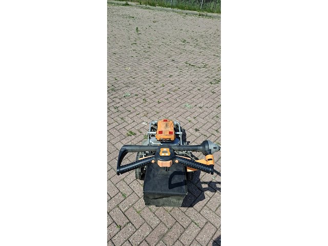 ( locatie wijk en aalburg ) accu grasmaaier, pellenc, rasion 2 - afbeelding 7 van  9