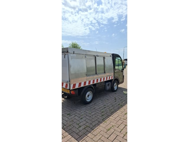 ( locatie wijk en aalburg ) elektrische kipper, axiam, m10, 2013 - afbeelding 15 van  20