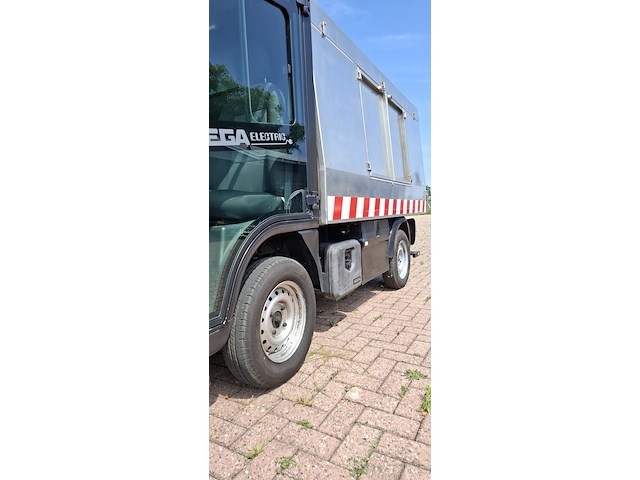 ( locatie wijk en aalburg ) elektrische kipper, axiam, m10, 2013 - afbeelding 18 van  20