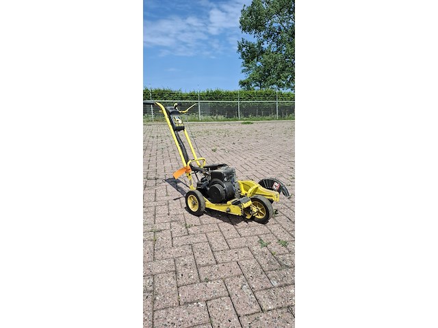 ( locatie wijk en aalburg ) kantensnijder, john deere, e35 edger - afbeelding 1 van  8
