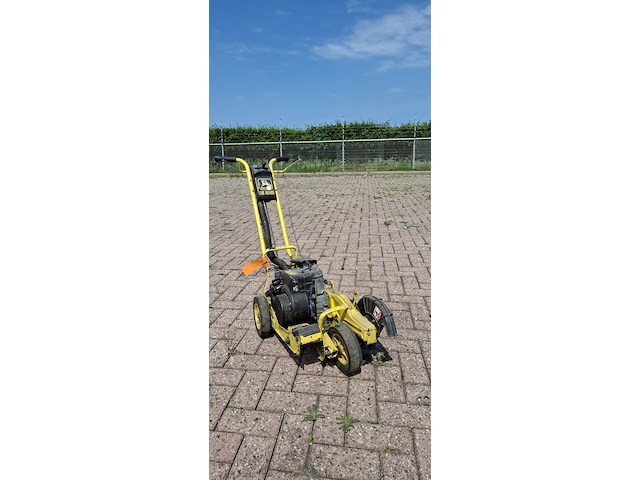 ( locatie wijk en aalburg ) kantensnijder, john deere, e35 edger - afbeelding 2 van  8