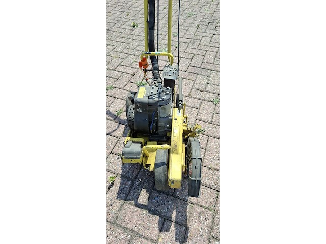 ( locatie wijk en aalburg ) kantensnijder, john deere, e35 edger - afbeelding 4 van  8