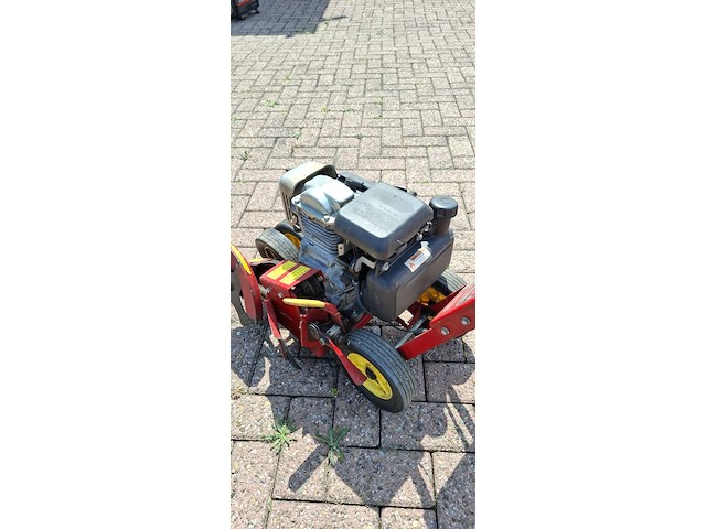 ( locatie wijk en aalburg ) kantensnijder, kee / trailmate - afbeelding 5 van  6