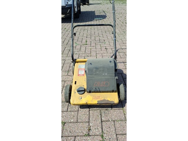 ( locatie wijk en aalburg ) verticuteermachine, alko, 36ve | 230v, 1999 - afbeelding 2 van  7
