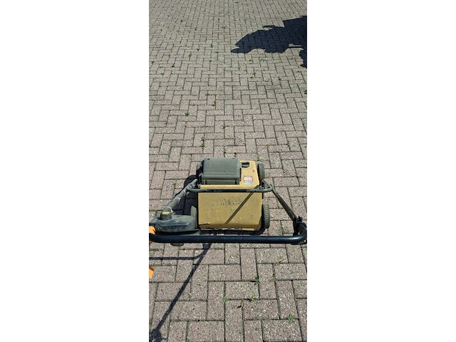 ( locatie wijk en aalburg ) verticuteermachine, alko, 36ve | 230v, 1999 - afbeelding 4 van  7