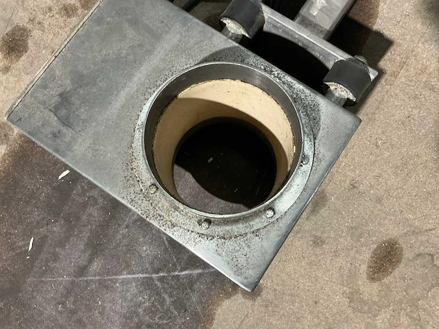 Lock met 30+ rvs metaaldetector - afbeelding 5 van  6
