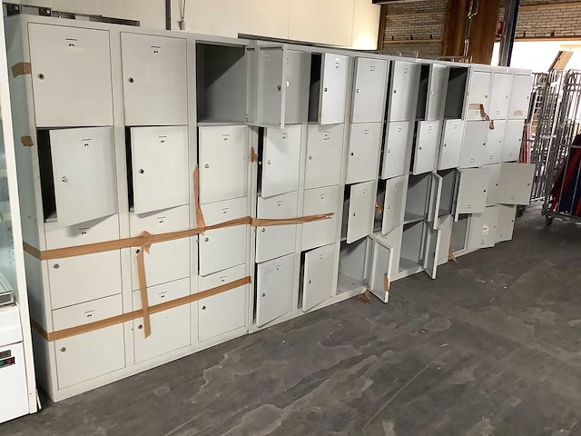 Locker (4x) - afbeelding 1 van  3