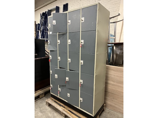 Lockerkast 20 lockers 121x48x195 cm - afbeelding 1 van  4