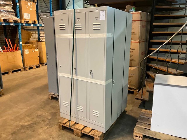 Lockerkast (2x) - afbeelding 1 van  4