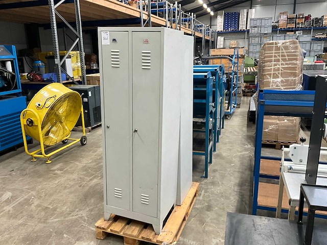 Lockerkast (2x) - afbeelding 1 van  4