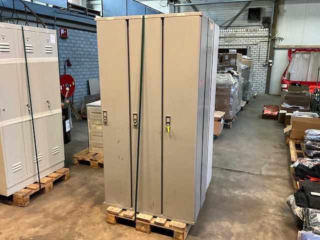 Lockerkast (2x) - afbeelding 1 van  3