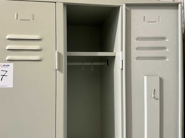 Lockerkast 3 deurs - afbeelding 10 van  11