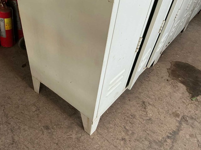 Lockerkast (3x) - afbeelding 4 van  5