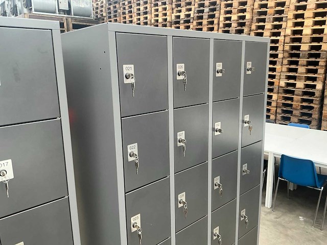 Lockerkast (3x) - afbeelding 7 van  9