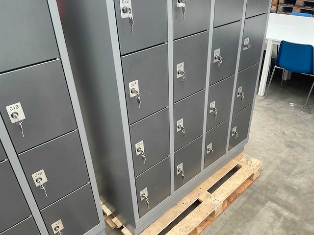 Lockerkast (3x) - afbeelding 8 van  9