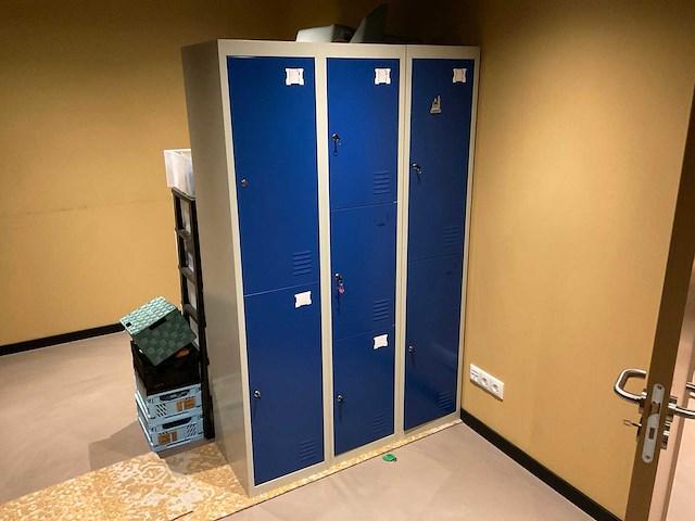 Lockerkast (3x) - afbeelding 1 van  1